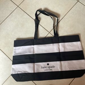 Kate Spade tote or weekender bag